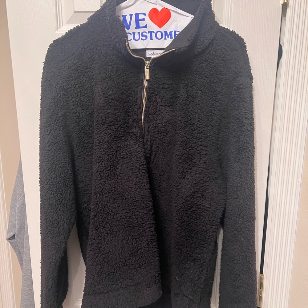 Womens Black Calvin Klein Fuzzy Sweatshirt XL Gold details